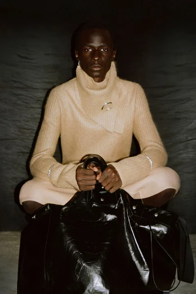 Look 27